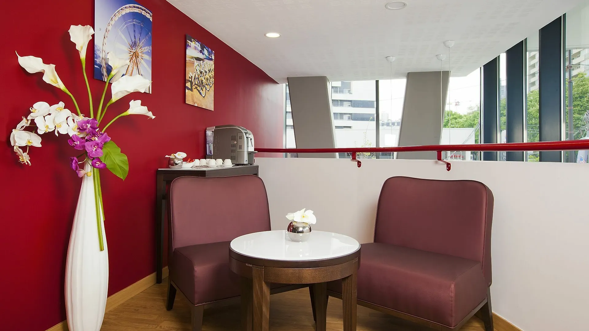 Residhome Paris Rosa Parks Aparthotel