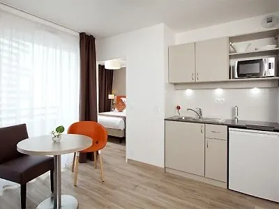 Residhome Paris Rosa Parks Aparthotel