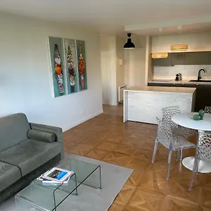 Appartement Vue A 100m Des Plages, Classe 4* Biarritz